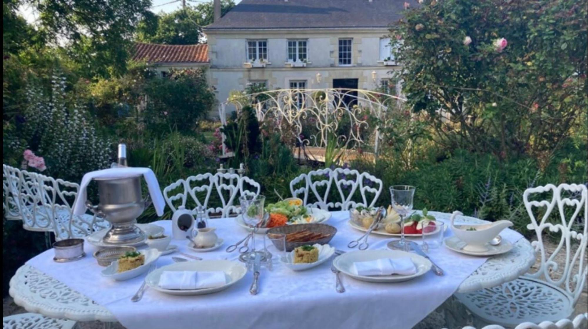 Chambre De Charme Dans Un Jardin De 1500M2 Nueil-sur-Layon Zewnętrze zdjęcie