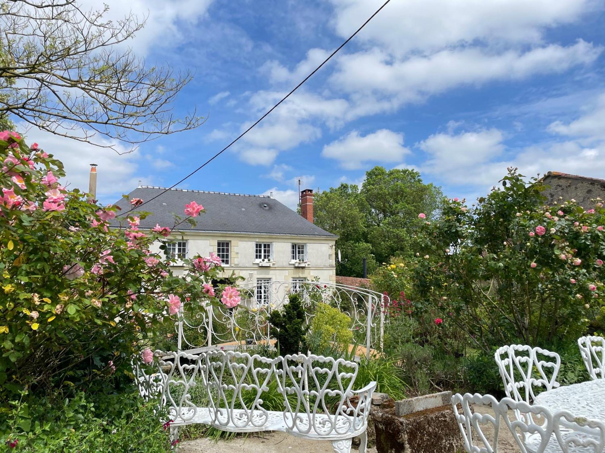 Chambre De Charme Dans Un Jardin De 1500M2 Nueil-sur-Layon Zewnętrze zdjęcie